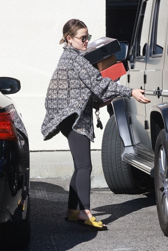 LUCY HALE Leaves UPS Store in Stdio City 03/20/2022