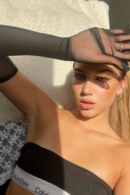 MADS LEWIS - Instagram Photos 03/15/2022