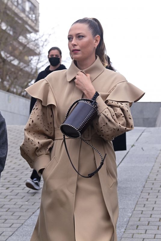 MARIA SHARAPOVA Arrives at Chloe Fashion Show in Paris 03/03/2022