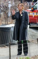 MARISK HARGITAY on the Set of Law and Order: SVU in Central Park in New York 03/11/2022