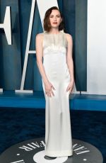 MAUDE APATOW at 2022 Vanity Fair Oscar Party in Beverly Hills 03/27/2022