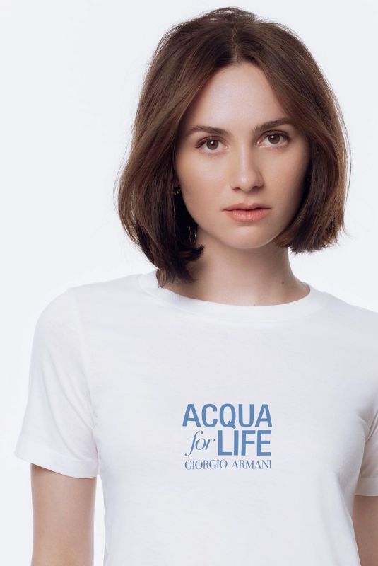 MAUDE APATOW for Armani Beauty