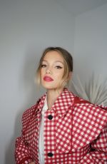OLIVIA HOLT for W Magazine, Getting Ready for Dior