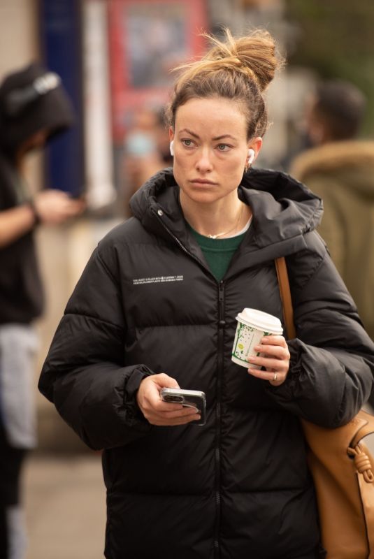 OLIVIA WILDE Out for Coffee Before Getting a Mani-pedi at a Nail Salon in London 03/10/2022