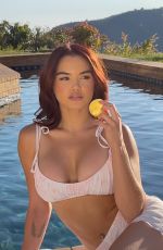 PARIS BERELC - Instagram Photos and Video 03/16/2022