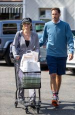 PARIS HILTON at Grocery Shopping in Beverly Hills 03/19/2022