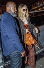 PARIS JACKSON Out for Dinner with Friends at Vaudeville Restaurant in Paris 03/04/2022