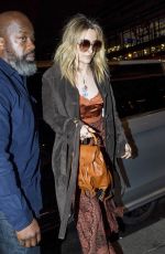 PARIS JACKSON Out for Dinner with Friends at Vaudeville Restaurant in Paris 03/04/2022