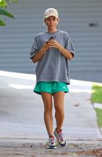 PIP EDWARDS Out Hiking in Sydney 03/11/2022