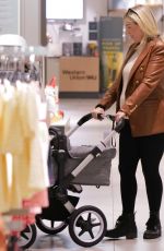 Pregnant FRANKIE ESSEX Out Shopping in Chelmsford 02/28/2022