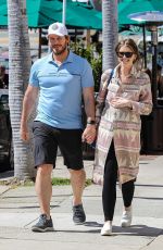 Pregnant KATHERINE SCHWARZENEGGER and Chris Pratt Out in Pacific Palisades 03/11/2022