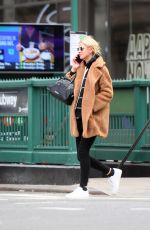 Pregnant NICKY HILTN Out in New York 03/29/2022