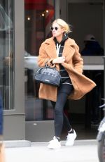 Pregnant NICKY HILTN Out in New York 03/29/2022