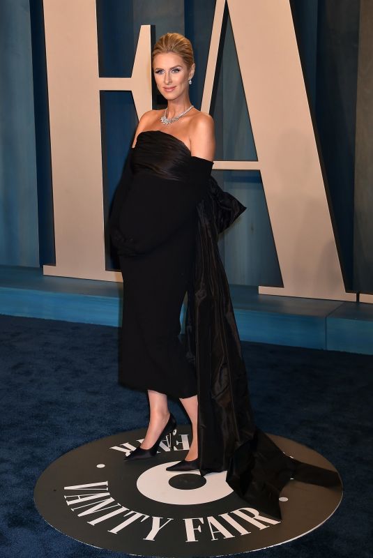 Pregnant NICKY HILTON at 2022 Vanity Fair Oscar Party in Los Angeles 03/27/2022