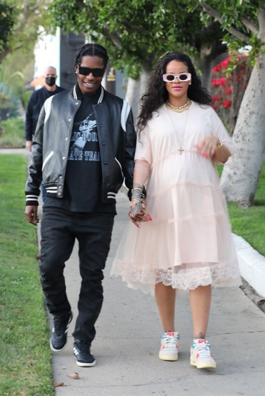 Pregnant RIHANNA and A$AP Rocky at Mauros