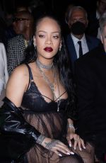 Pregnant RIHANNA at Dior Womenswear Fall/Winter 22/23 Show at Paris Fashion Week 03/01/2022