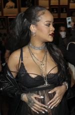 Pregnant RIHANNA at Dior Womenswear Fall/Winter 22/23 Show at Paris Fashion Week 03/01/2022