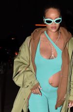 Pregnant RIHANNA Out for Dinner at Caviar Kaspia in Paris 03/04/2022