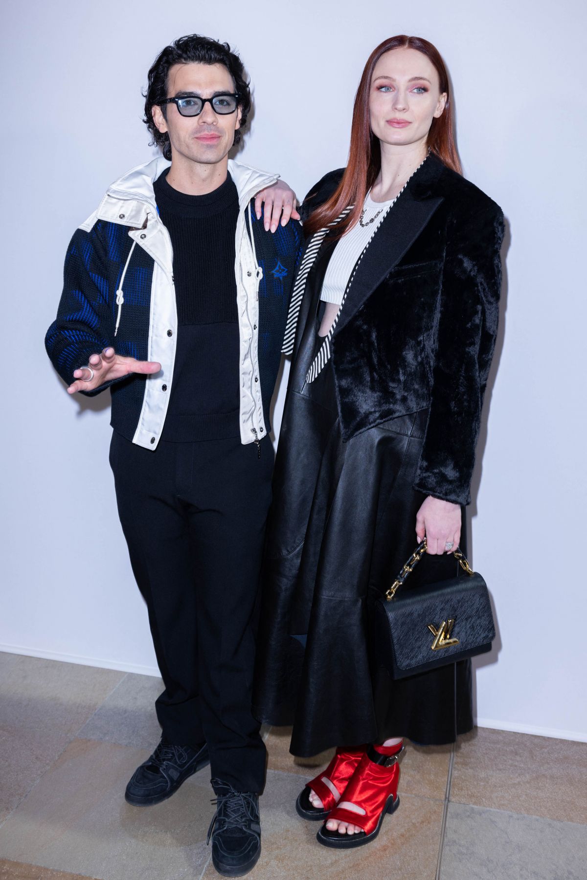 M47524 – dct - Toilette - Louis - Monogram - Pouch - 23 - Trousse - Sophie  Turner and Joe Jonas arrive at the Louis Vuitton spring 19 show hand in  hand - Vuitton - ep_vintage luxury Store