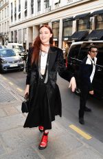 Pregnant SOPHIE TURNER and joe Jonas Out for Lunch in Paris 03/07/2022