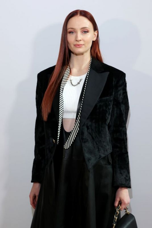Pregnant SOPHIE TURNER at Louis Vuitton Show at Paris Fashion Week 03/07/2022