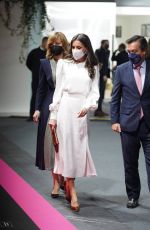 QUEEN LETIZIA OF SPAIN at Mercedes Benz Fashion Week in Madrid 03/11/2022