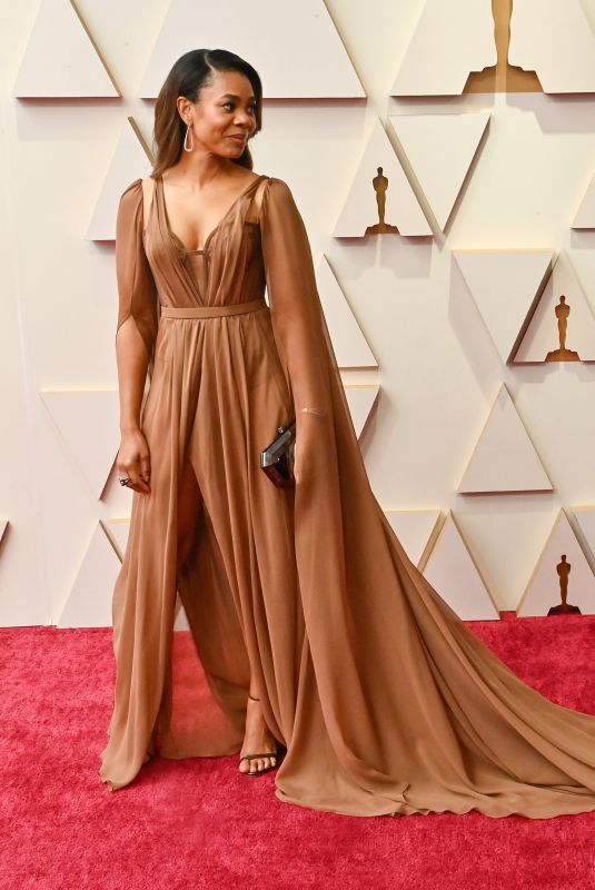 REGINA HALL at 94th Annual Academy Awards at Dolby Theatre in Los Angeles 03/27/2022
