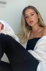RILEY LEWIS - Instagram Photos 03/29/2022