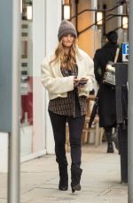 ROSIE HUNTINGTON-WHITELEY Out in London 03/04/2022