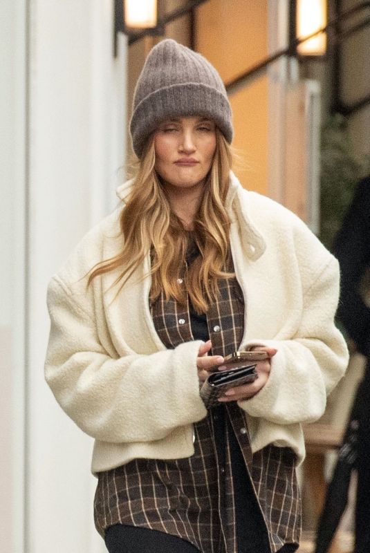 ROSIE HUNTINGTON-WHITELEY Out in London 03/04/2022