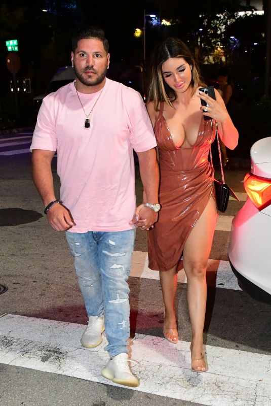 SAFFIRE MATOS Leaves Swan Restaurant in Miami 03/19/2022