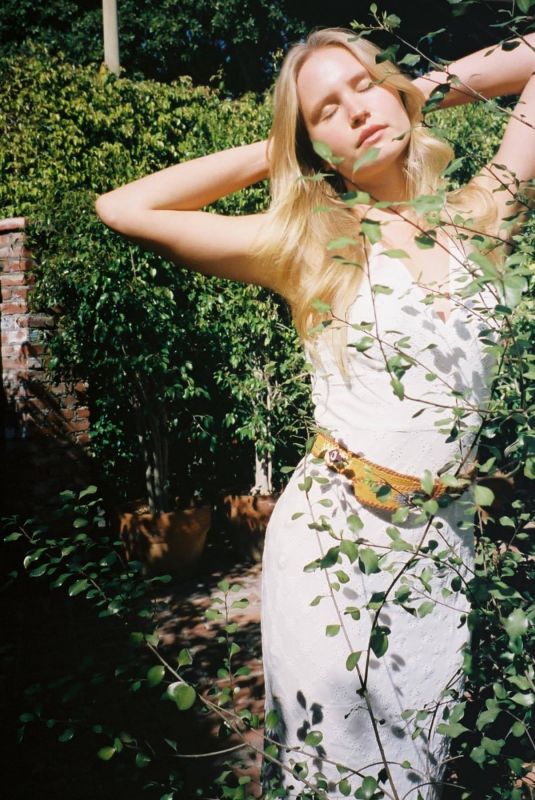 SAILOR BRINKLEY - Instagram Photos 03/29/2022