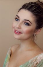 SAMMI HANRATTY - Mercedes Benz Oscar Party Portraits, March 2022
