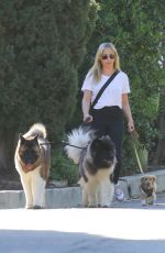 SARAH MICHELLE GELLAR Out with Her Dogs in Brentwood 03/02/2022
