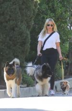 SARAH MICHELLE GELLAR Out with Her Dogs in Brentwood 03/02/2022