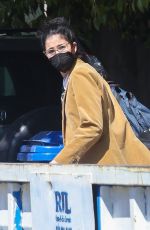 SARAH SILVERMAN Gets a Curbside Pick up from Her Home in Los Angeles 03/09/2022