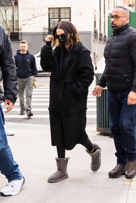 SELENA GOMEZ Arrives on the Set of Only Murders in the Building in New York 03/08/2022