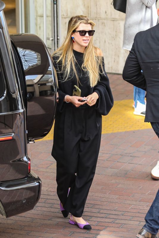 SOFIA RICHIE Shopping at Neiman Marcus in Beverly Hills 03/15/2022