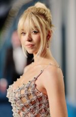 SYDNEY SWEENEY at 2022 Vanity Fair Oscar Party in Beverly Hills 03/27/2022