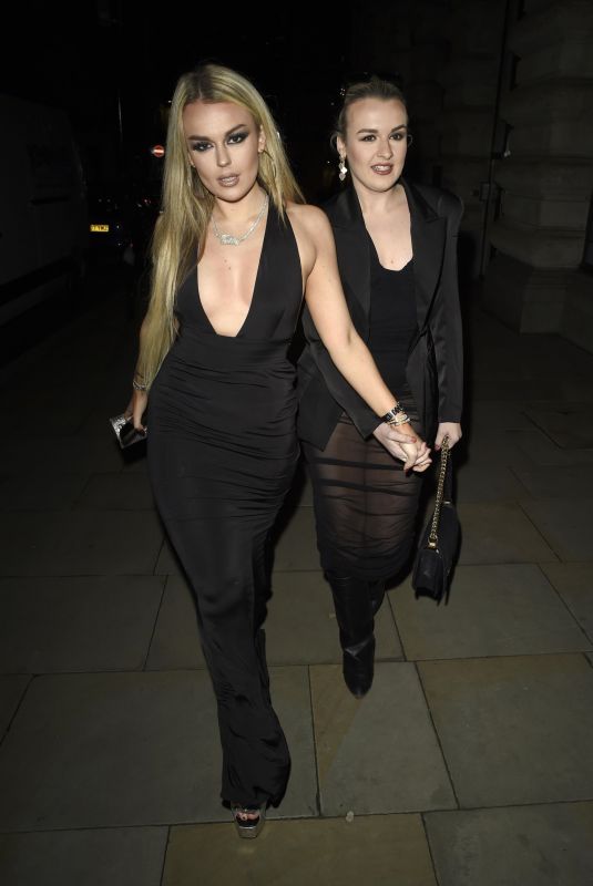 TALLIA STORM and ROSIE WILLIAMS Leaves Look Fantastic x Mac Event in Manchester 03/04/2022