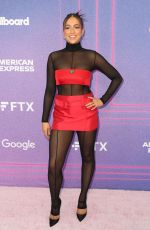 TATE MCRAE at Billboard Women in Music 2022 in Inglewood 03/02/2022