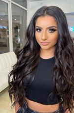TATI MCQUAY - Instagram Photos and Videos 03/09/2022
