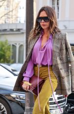 VICTORIA BECKHAM Arrives at La Reserve Hotel in Paris 03/03/2022