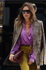 VICTORIA BECKHAM Arrives at La Reserve Hotel in Paris 03/03/2022