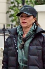 VICTORIA BECKHAM Out in Notting Hill 03/10/2022
