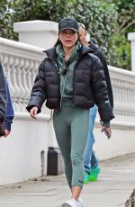 VICTORIA BECKHAM Out in Notting Hill 03/10/2022