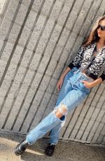 VICTORIA JUSTICE - Instagram Photos and Video 03/29/2022