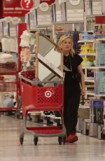 AMY POEHLER Shopping at Target in Los Angeles 04/10/2022