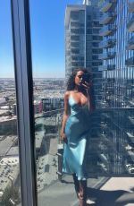 AVA DASH - Instagram Photos and Video 03/31/2022