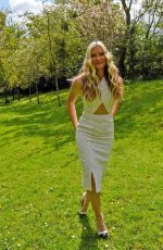 CAPRICE BOURRET Celebrates 5 Years of Being tumor-free at University of Plymouth 040/27/2022